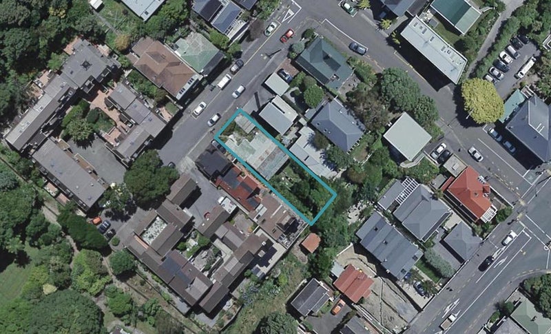 7 Pitarua Street, Thorndon, Wellington - Carousel 1