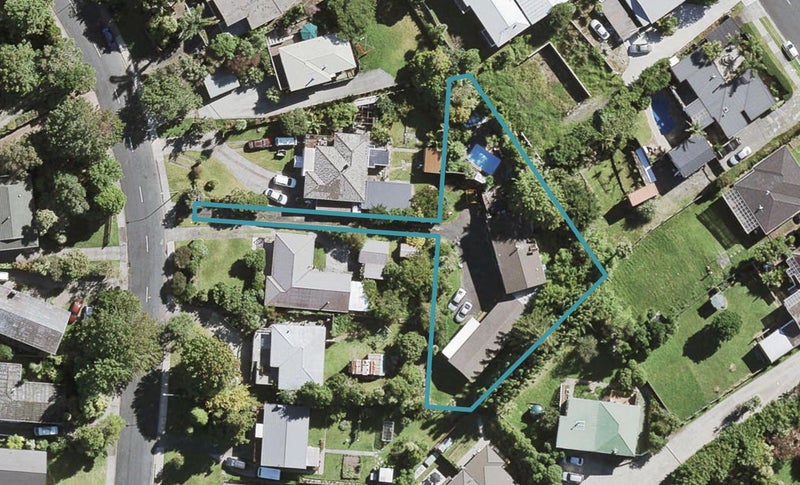 20A Autumn Avenue, Glen Eden, Auckland - Carousel 1