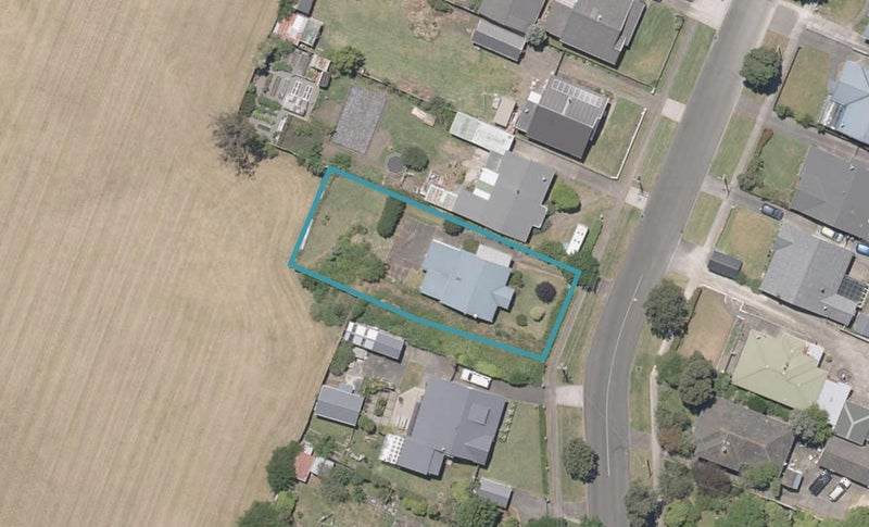 25 Moore Avenue, Tawhero, Whanganui - Carousel 1