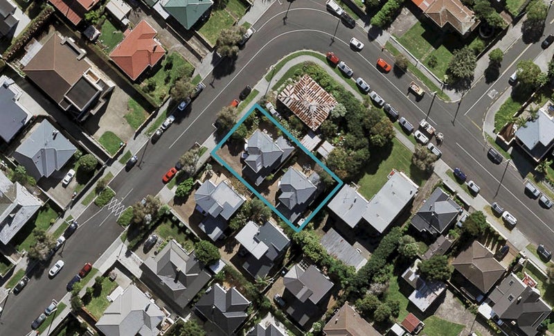 2/13 Woodbine Avenue, Greenlane, Auckland - Carousel 1