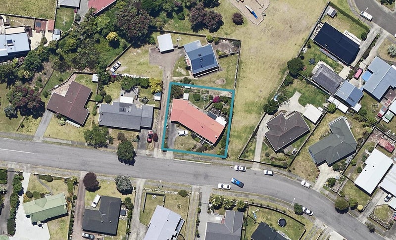 5 Landscape Road, Coastlands, Whakatane - Carousel 1