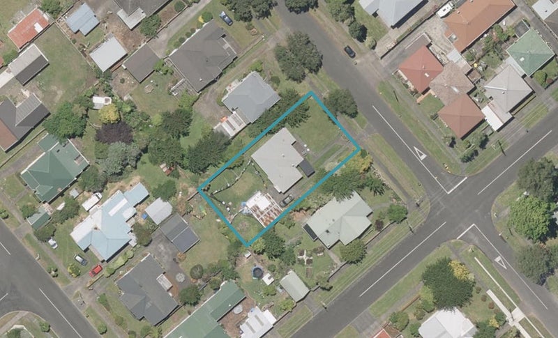 28 Young Street, Whanganui East, Whanganui - Carousel 1