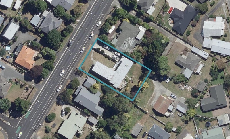 29 Forest Lake Road, Forest Lake, Hamilton - Carousel 1