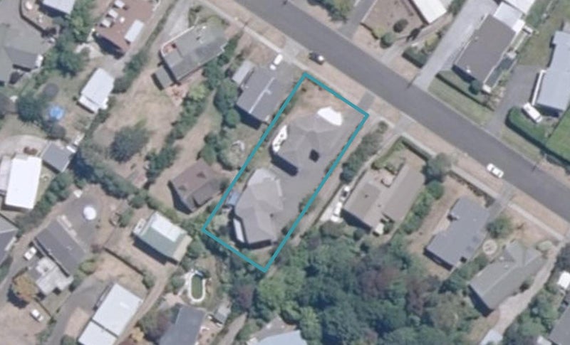 2/15 Korimako Road, Waipahihi, Taupō - Carousel 1