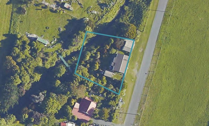 79 Old Beach Road, Kaikoura - Carousel 1
