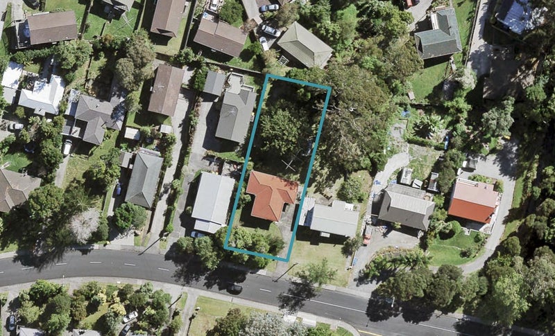 183 Glengarry Road, Glen Eden, Auckland - Carousel 1