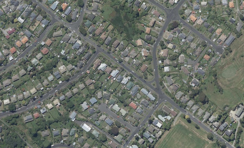 97 Lynn Street, Wakari, Dunedin - Carousel 1