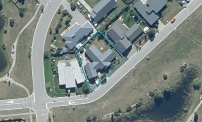 3 Castalia Drive, Lake Hayes, Queenstown - Carousel 1