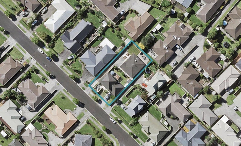 1/55 Frank Nobilo Drive, Golflands, Auckland - Carousel 1