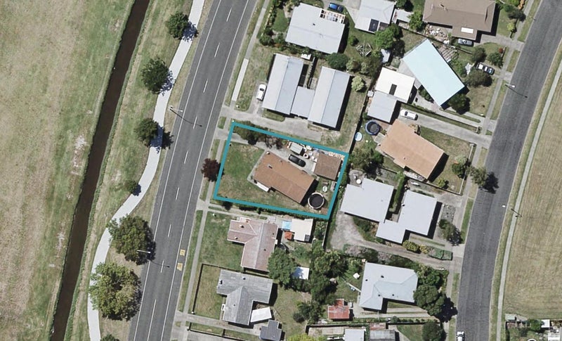 301 Westminster Avenue, Tamatea, Napier - Carousel 1