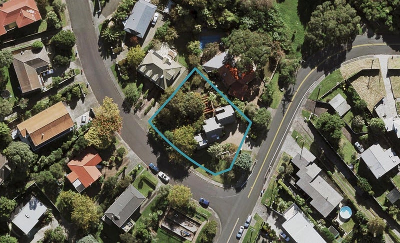 48 Frederick Street, Hillsborough, Auckland - Carousel 1