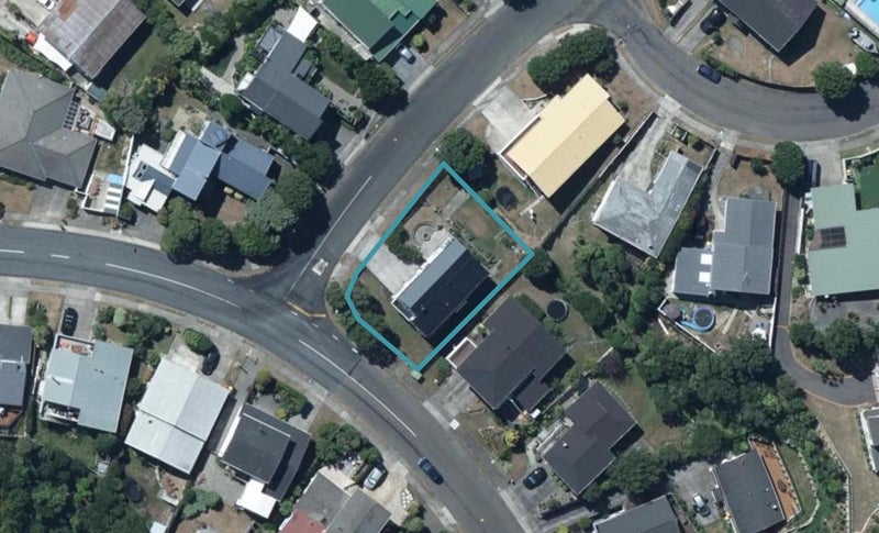 2 Lauderdale Road, Papakowhai, Porirua - Carousel 1