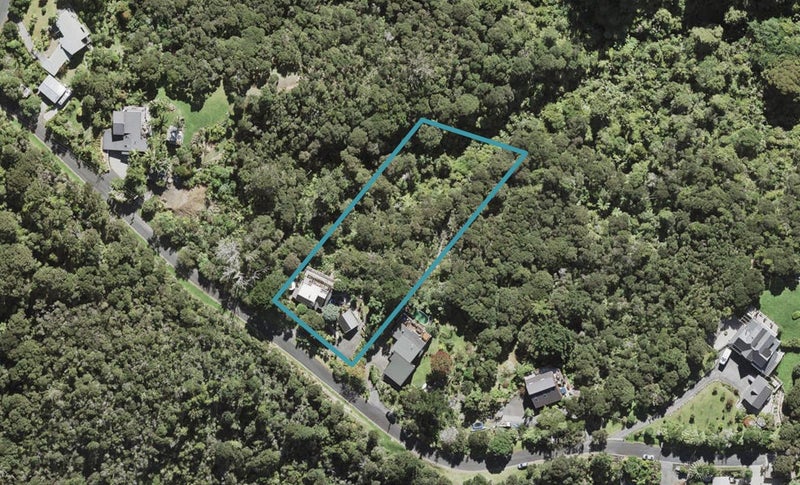 15 Te Araroa Drive, Paremoremo, Auckland - Carousel 1