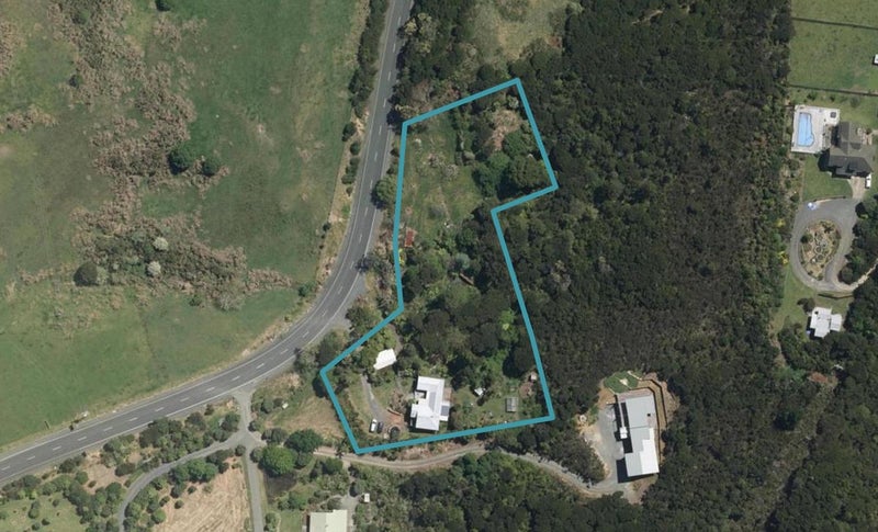 1823 Whangarei Heads Road, Whangarei - Carousel 1
