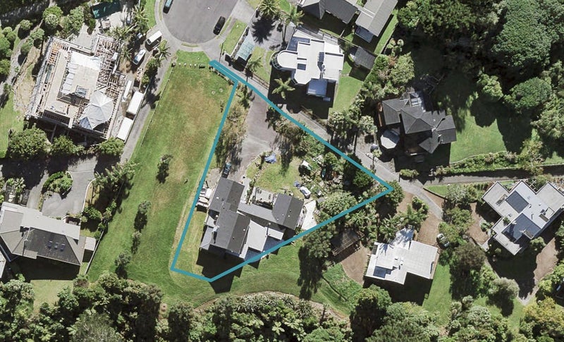 46 Sylvania Crescent, Lynfield, Auckland - Carousel 1