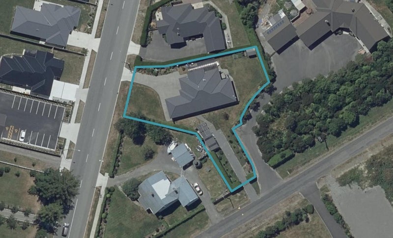 76 Pharazyn Street, Feilding, Feilding - Carousel 1