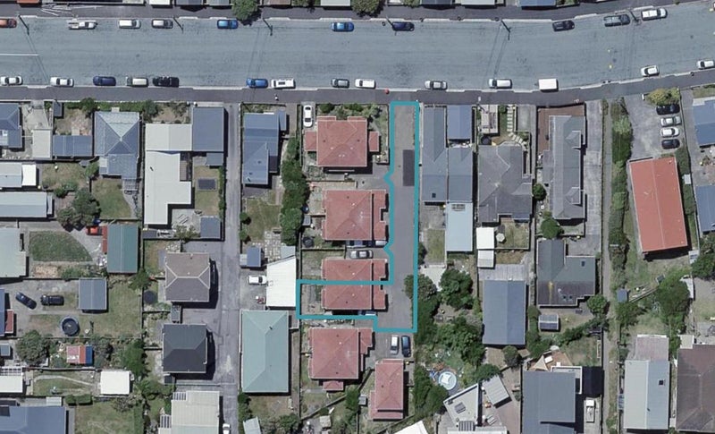 4/127 Apu Crescent, Lyall Bay, Wellington - Carousel 1