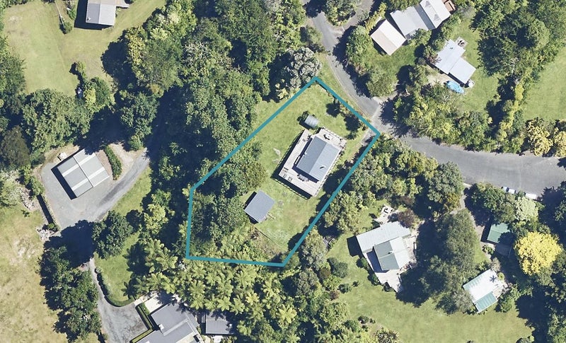 15 Ronald Road, Lake Tarawera, Rotorua - Carousel 1