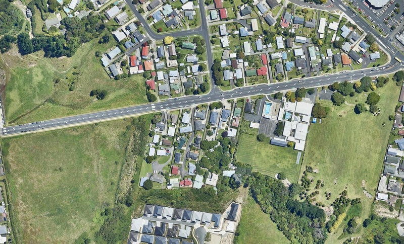 48A Millers Road, Brookfield, Tauranga - Carousel 1