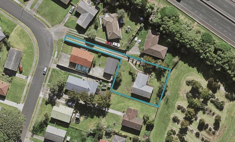 56 Chingford Close, Mangere, Auckland - Carousel 1
