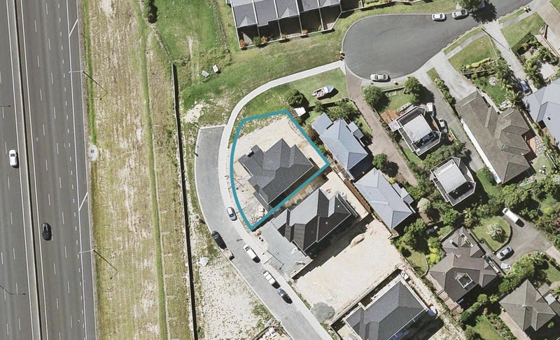 14 Coxton Lane, Pinehill, Auckland - Carousel 1