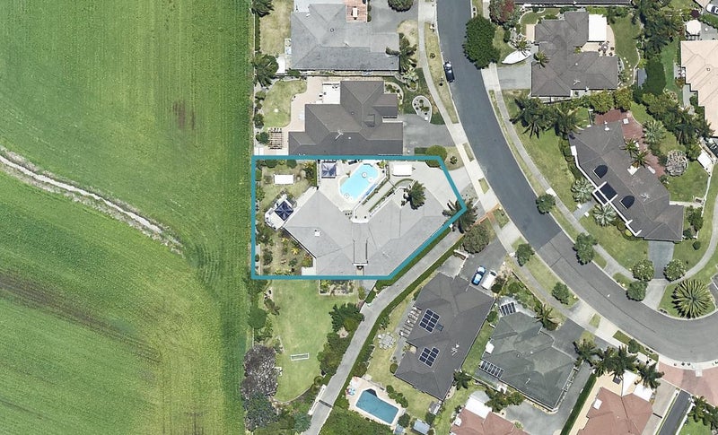 16 St Heliers Place, Papamoa Beach, Papamoa - Carousel 1