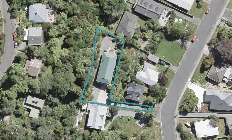22A Jocelyn Crescent, Pinehaven, Upper Hutt - Carousel 1