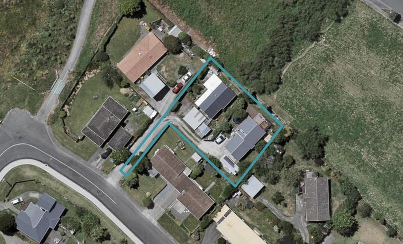 5B Manawa Avenue, Raumati Beach, Paraparaumu - Carousel 1