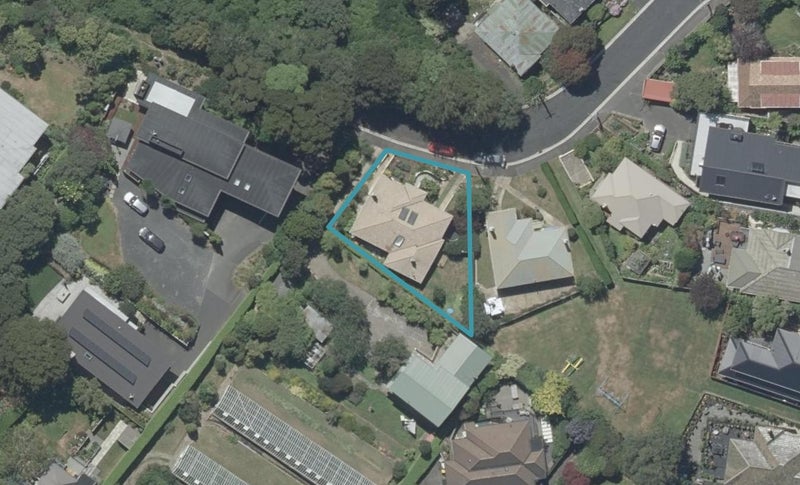 101 Braeview Crescent, Maori Hill, Dunedin - Carousel 1