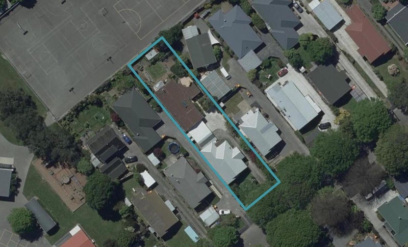 2/33 Dominion Avenue, Spreydon, Christchurch - Carousel 1