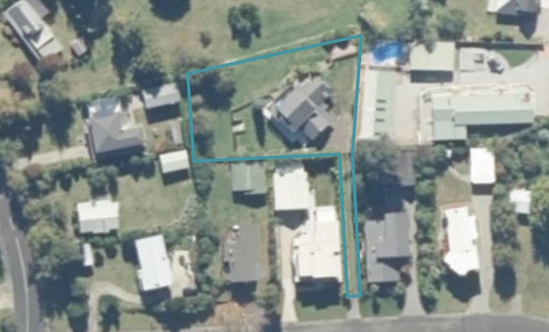 8 Kenrigg Road East, Kinloch, Taupō - Carousel 1