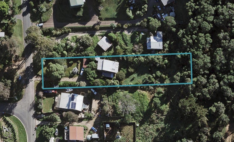 53 Erua Road, Ostend, Waiheke Island - Carousel 1