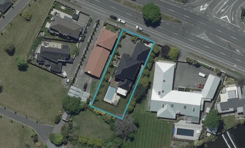 33 Fendalton Road, Fendalton, Christchurch - Carousel 1