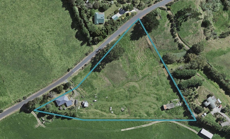 182 Hatton Road, Waiuku - Carousel 1