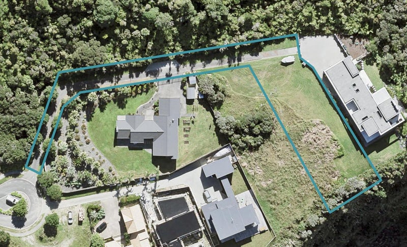 33 Beauvoir Avenue, Matakatia, Whangaparāoa - Carousel 1