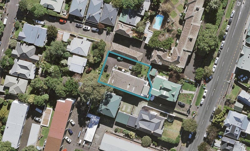 10C Graysons Lane, Mount Eden, Auckland - Carousel 1