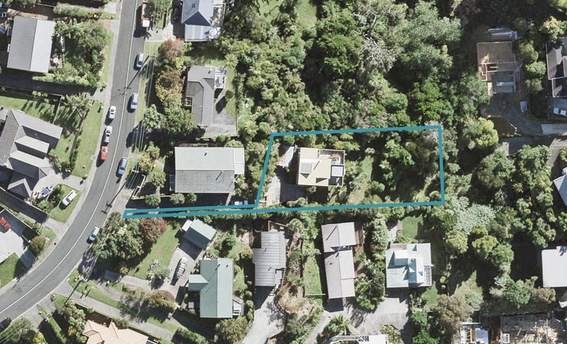 61 Woodlands Crescent, Browns Bay, Auckland - Carousel 1