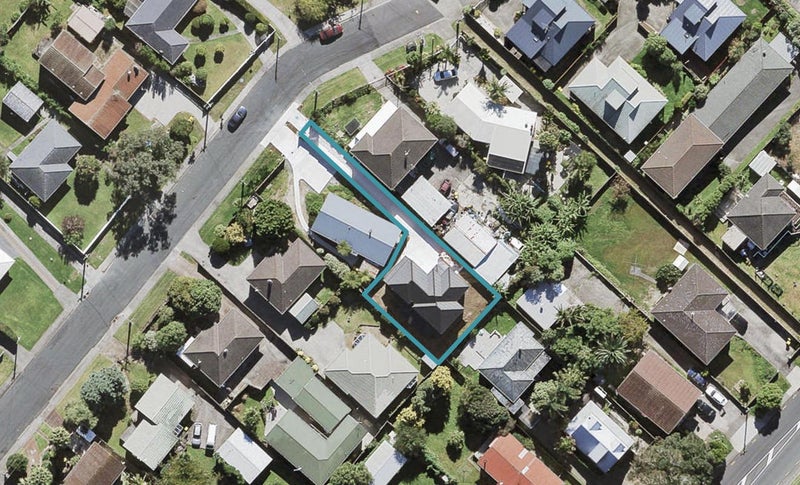 36A Farquhar Road, Glendene, Auckland - Carousel 1