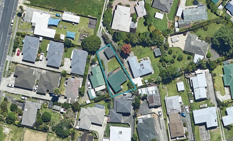 65B Otumoetai Road, Judea, Tauranga - Carousel 1