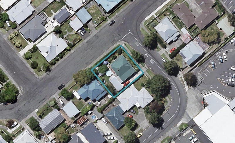 200 Lovedale Road, Saint Leonards, Hastings - Carousel 1