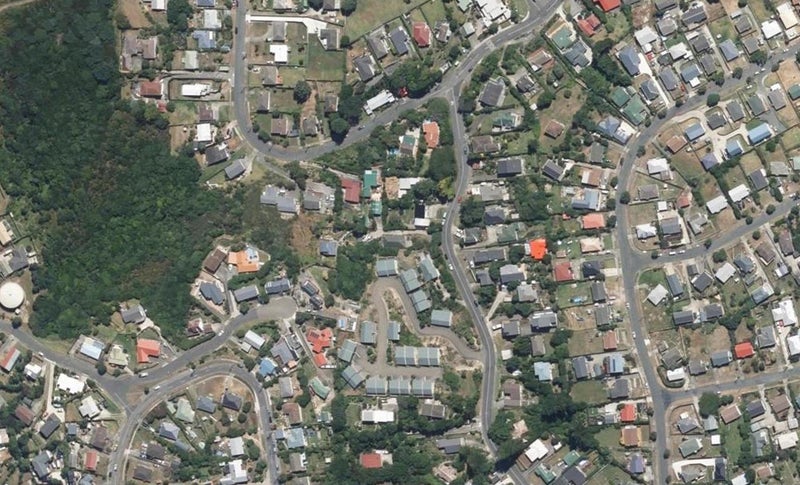 8 View Road, Titahi Bay, Porirua - Carousel 1