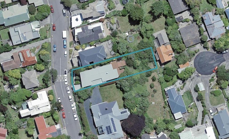 41 Monaghan Avenue, Karori, Wellington - Carousel 1