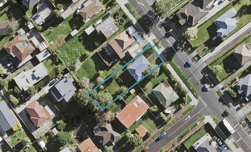 205 New Windsor Road, New Windsor, Auckland - Carousel 1