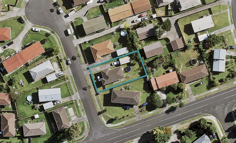3 Brava Place, Clendon Park, Auckland - Carousel 1