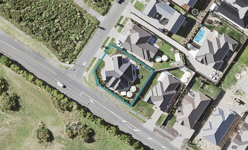 87 Jack Lachlan Drive, Beachlands, Auckland - Carousel 1