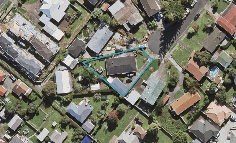 15 Treagon Place, Papatoetoe, Auckland - Carousel 1