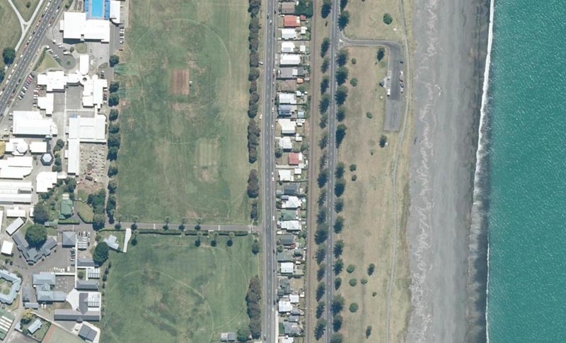 64 Te Awa Avenue, Te Awa, Napier - Carousel 1
