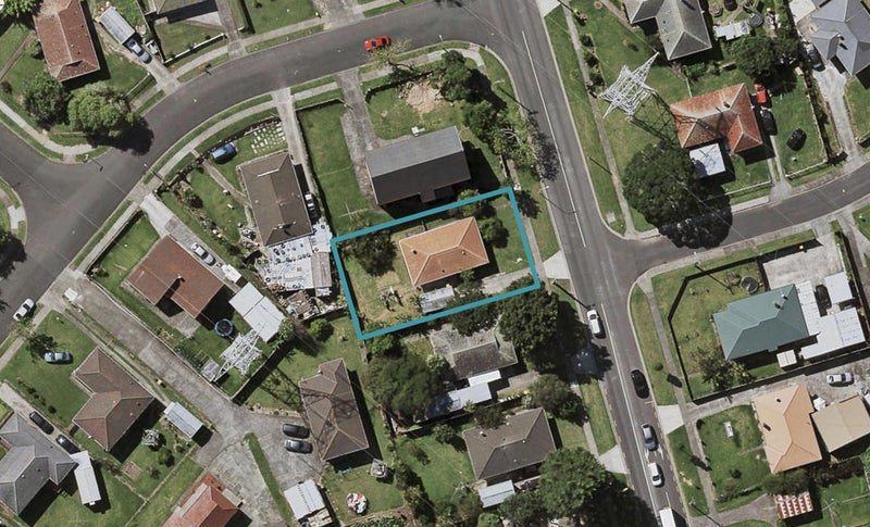 8 Hills Road, Otara, Auckland - Carousel 1