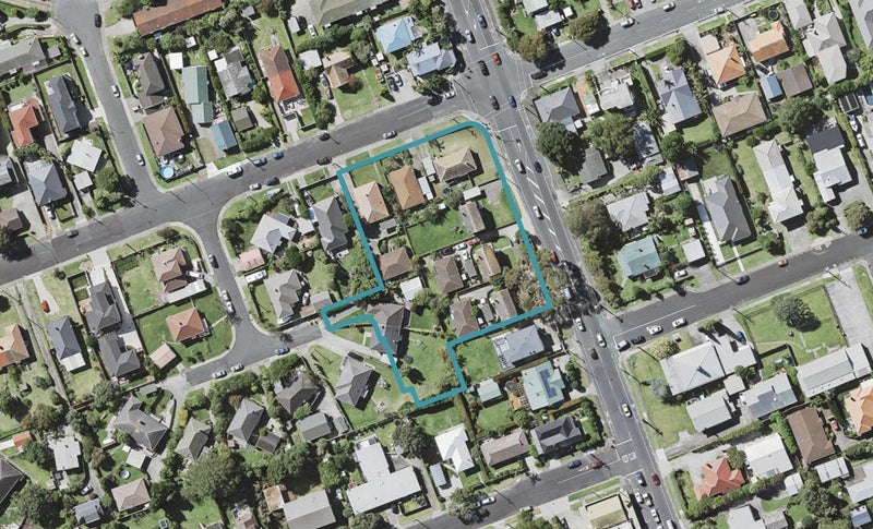 179 Lake Road, Belmont, Auckland - Carousel 1