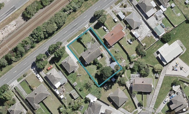 2/178 Cambridge Terrace, Fairfield, Lower Hutt - Carousel 1